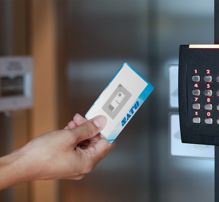 Efficient management of entry, exit, and attendance | SATO
