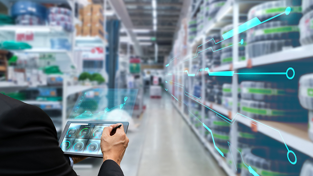 Innovative, inspecting the inventory of goods in the warehouse business with technology
